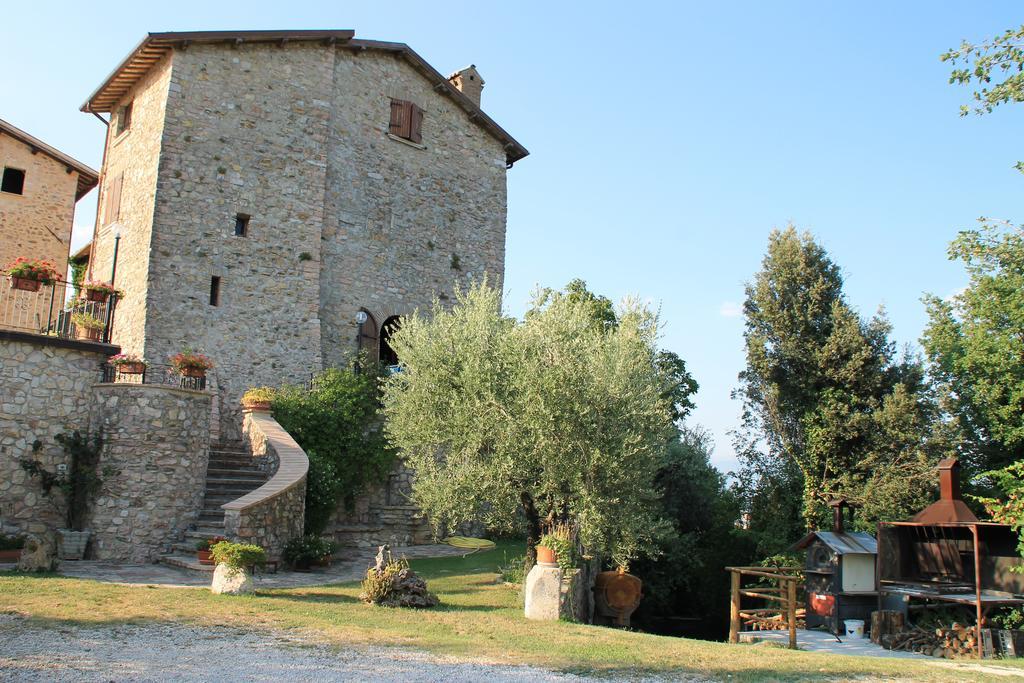 Апарт готель Il Castello Di Perchia Crocemaroggia Екстер'єр фото